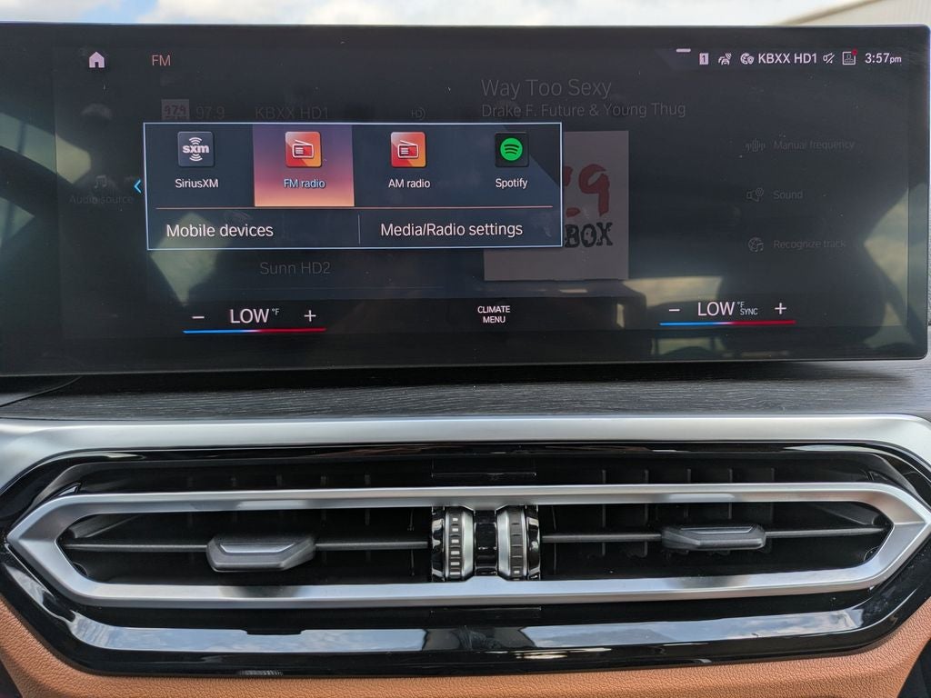 2024 BMW 3 Series 330i