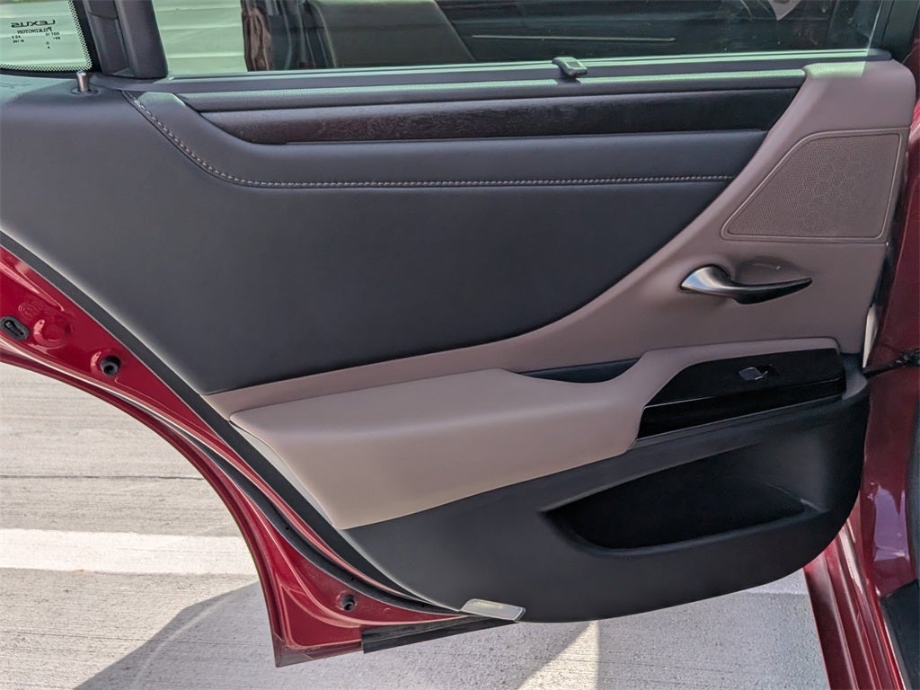 2023 Lexus ES 350 Ultra Luxury