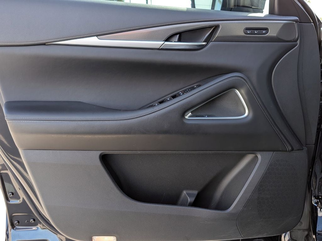 2024 INFINITI QX60 LUXE