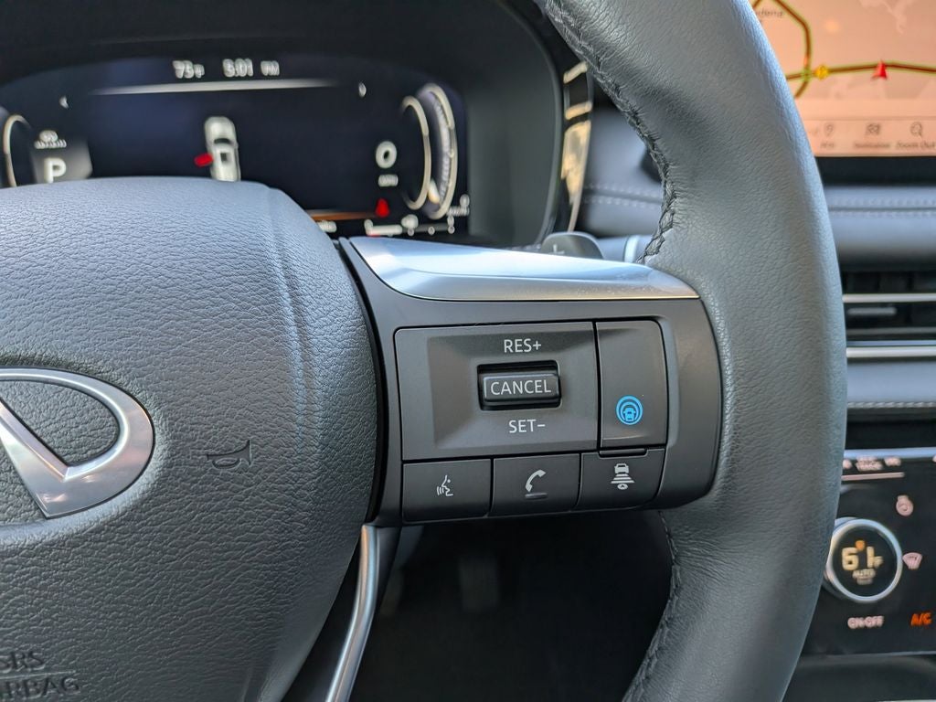 2024 INFINITI QX60 LUXE