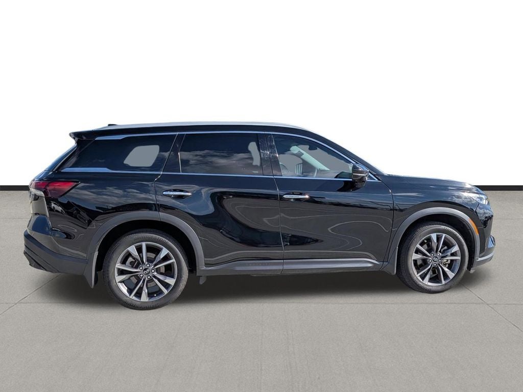 2024 INFINITI QX60 LUXE