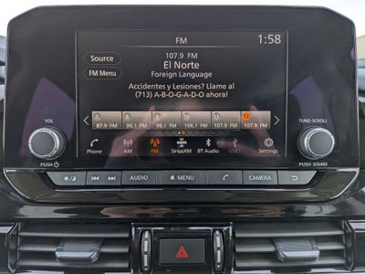 2024 Nissan Pathfinder SV