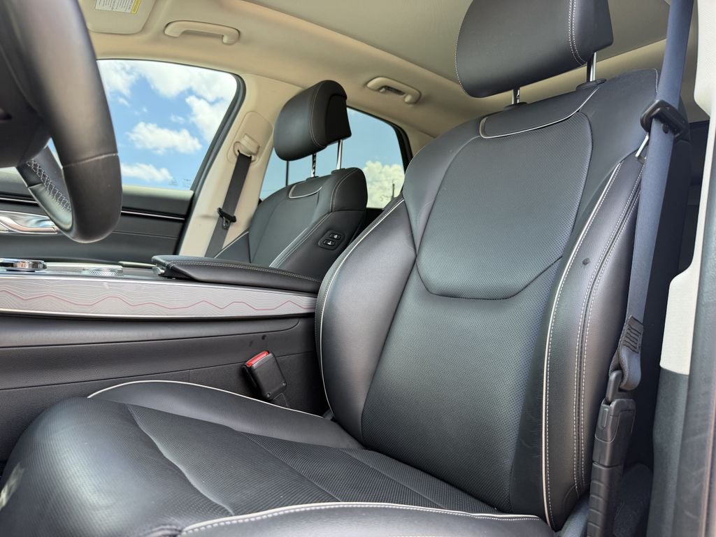 2025 Genesis GV70 2.5T