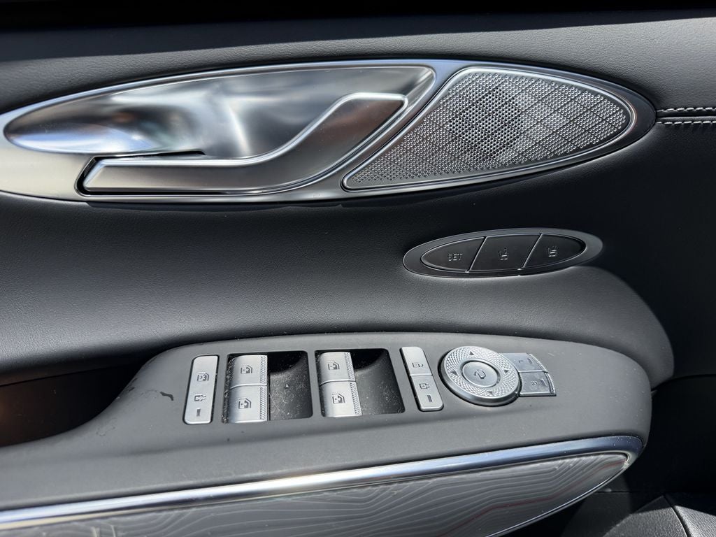 2025 Genesis GV70 2.5T