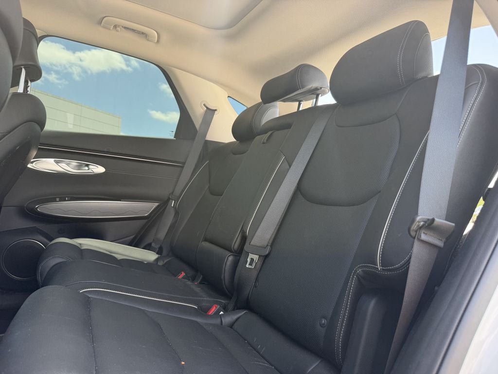 2025 Genesis GV70 2.5T