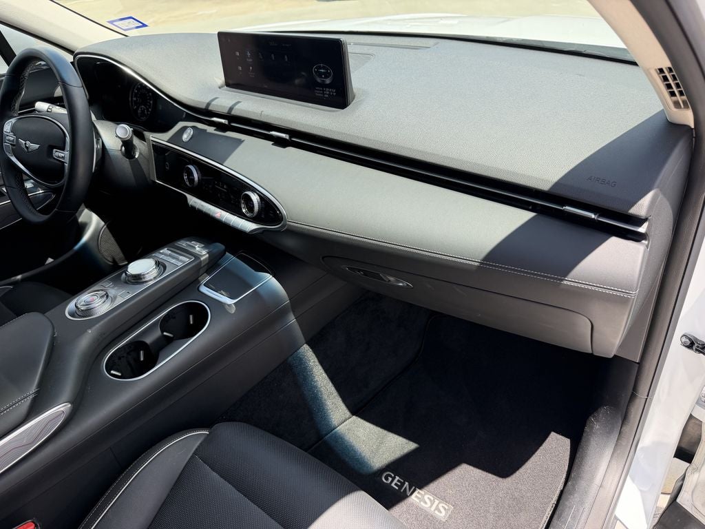 2025 Genesis GV70 2.5T