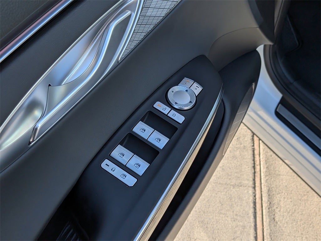 2026 Genesis GV70 2.5T