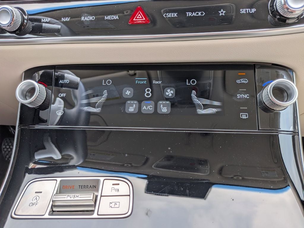 2026 Genesis GV70 2.5T