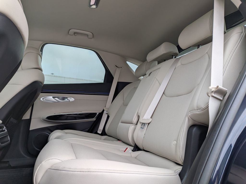 2026 Genesis GV70 2.5T