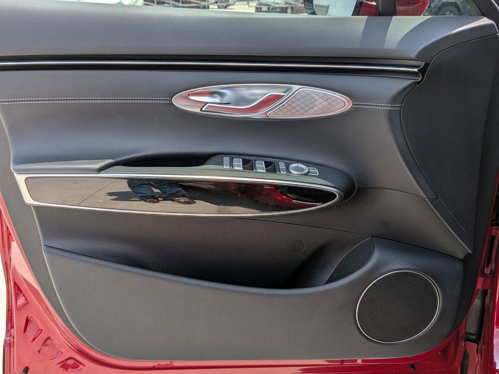 2025 Genesis GV70 2.5T