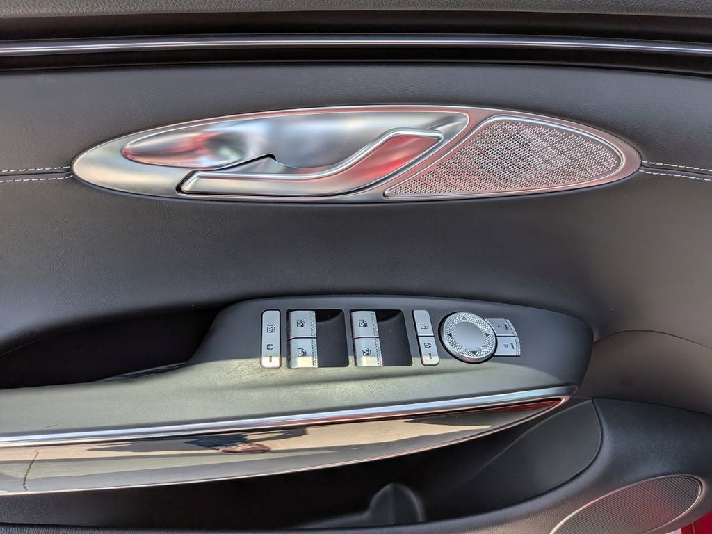 2025 Genesis GV70 2.5T