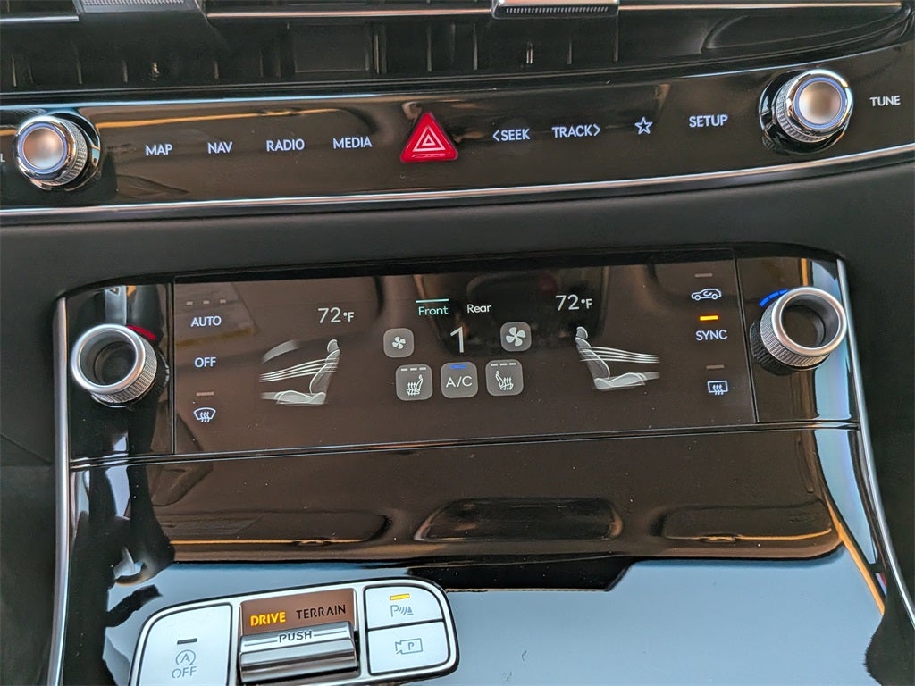 2026 Genesis GV70 2.5T