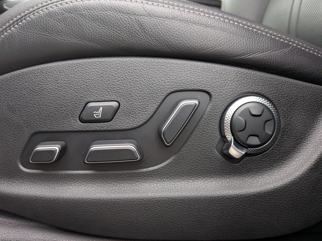 2025 Genesis GV70 2.5T Sport Prestige