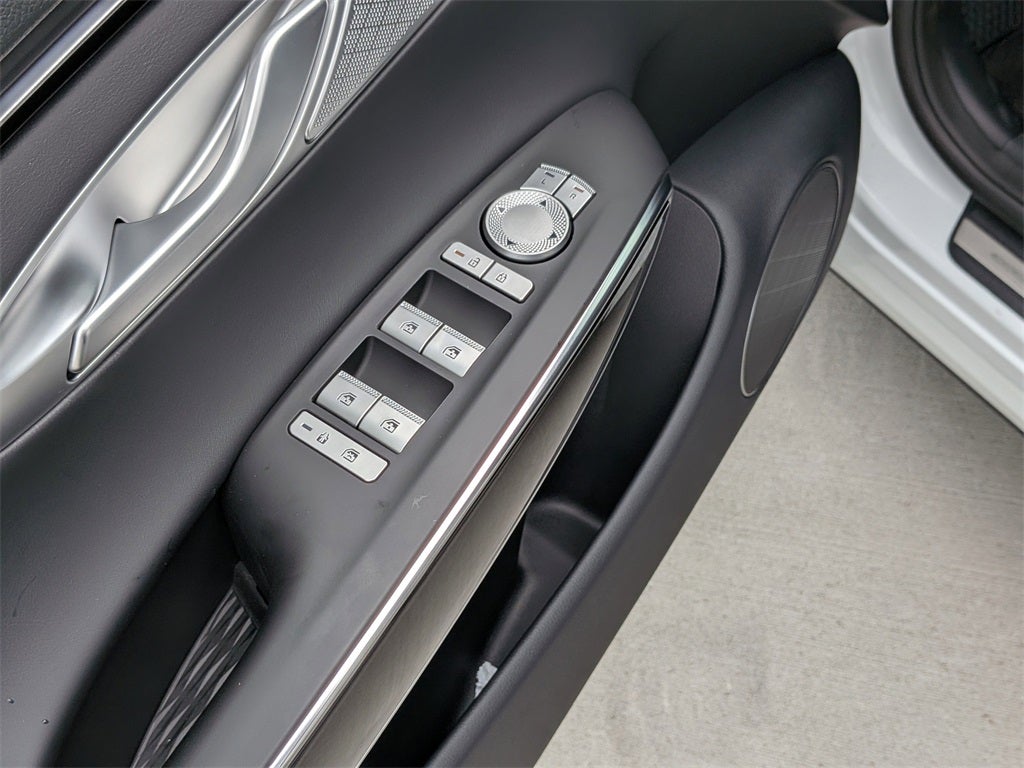 2026 Genesis GV70 2.5T