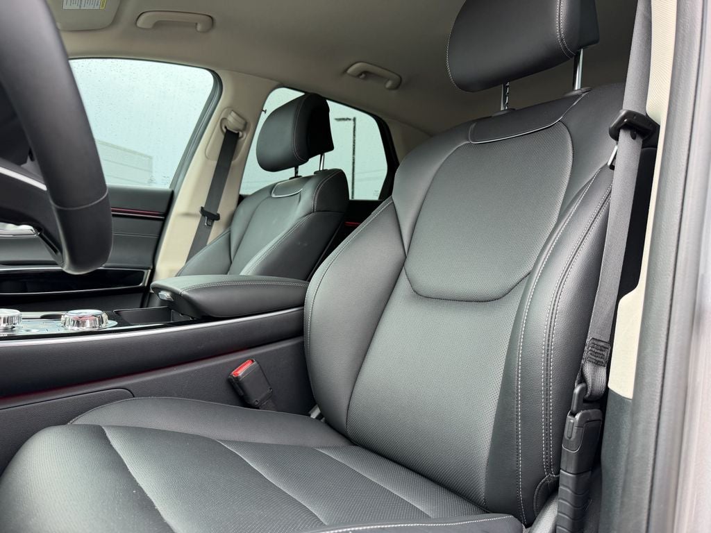 2026 Genesis GV70 2.5T