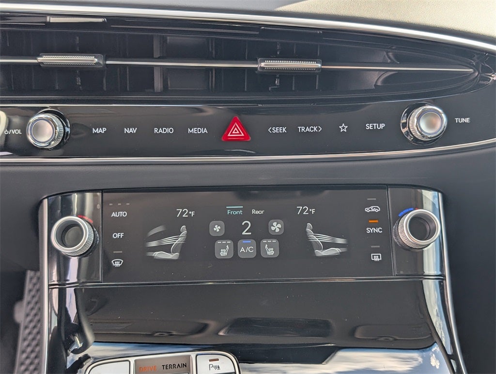 2026 Genesis GV70 2.5T