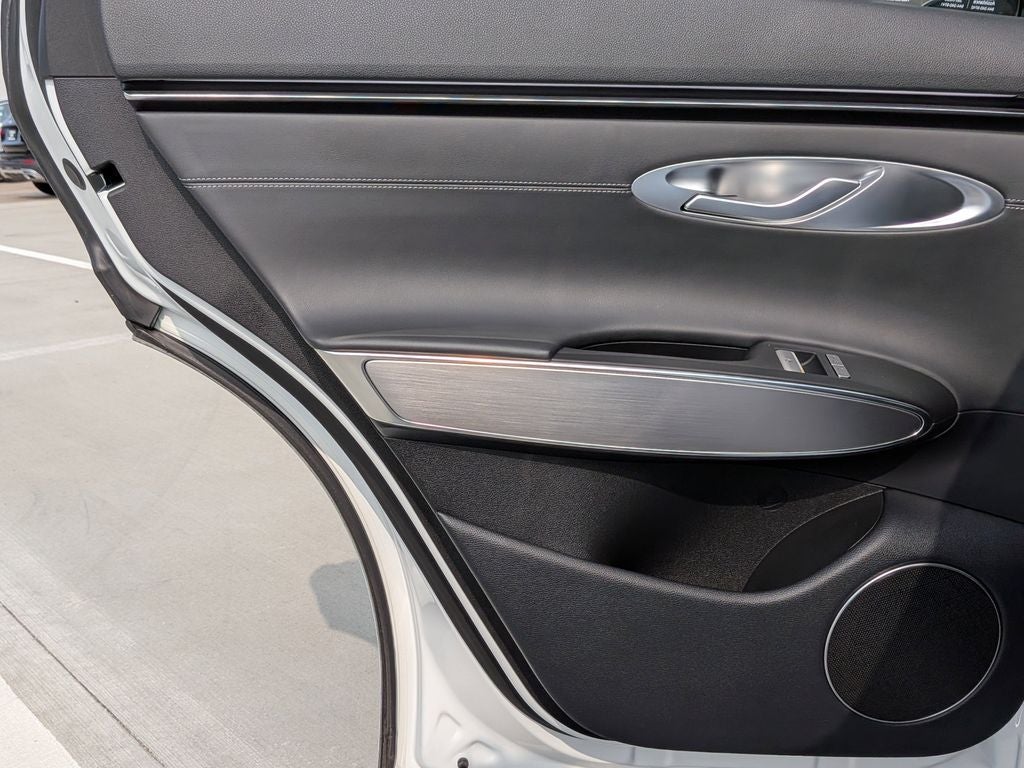 2026 Genesis GV70 2.5T Select