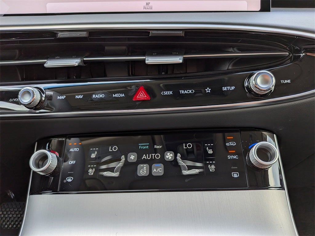 2026 Genesis GV70 2.5T ADVANCED