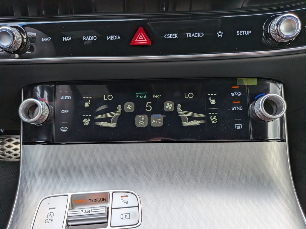 2026 Genesis GV70 2.5T Sport Prestige