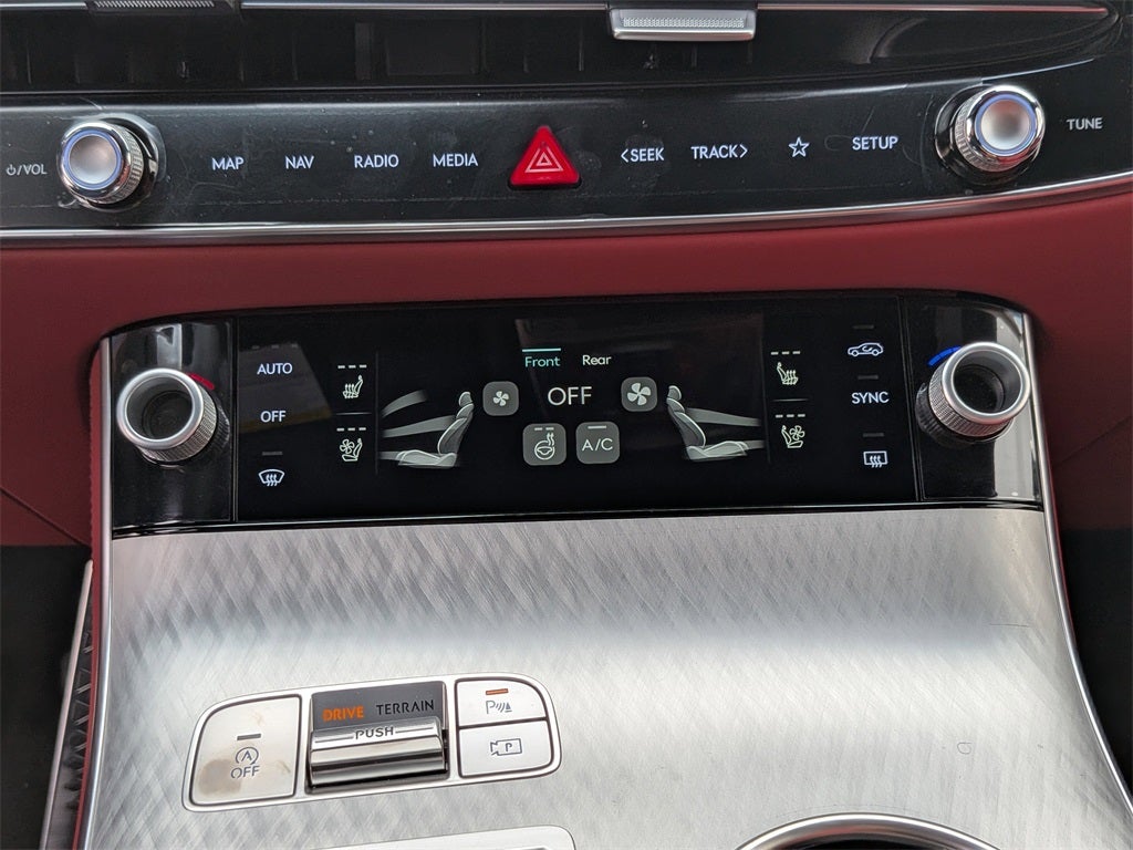 2026 Genesis GV70 2.5T SPORT PRESTIGE