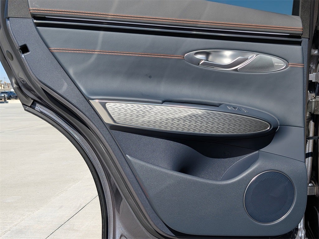 2026 Genesis GV70 2.5T SPORT PRESTIGE