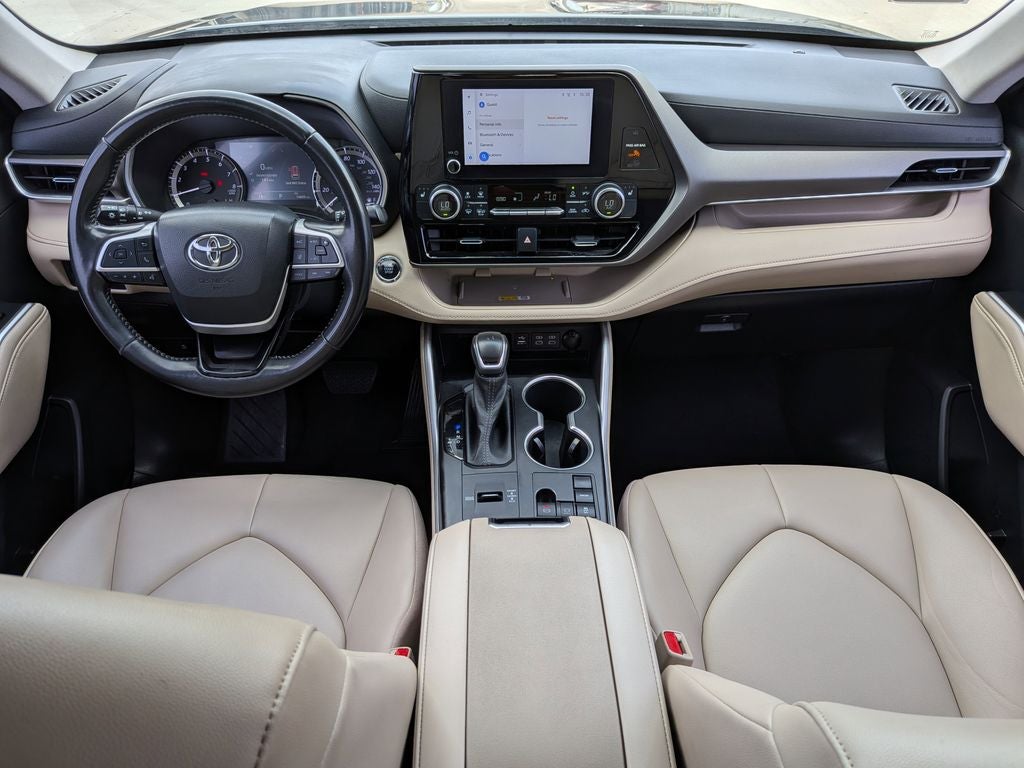 2023 Toyota Highlander XLE