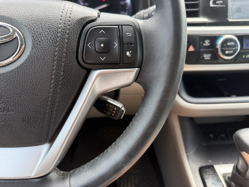 2016 Toyota Highlander XLE V6