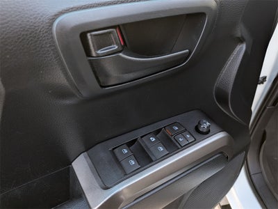 2019 Toyota Tacoma SR5 V6