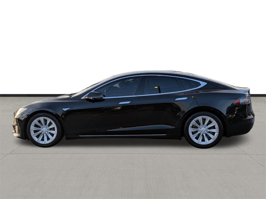 2016 Tesla Model S 90D