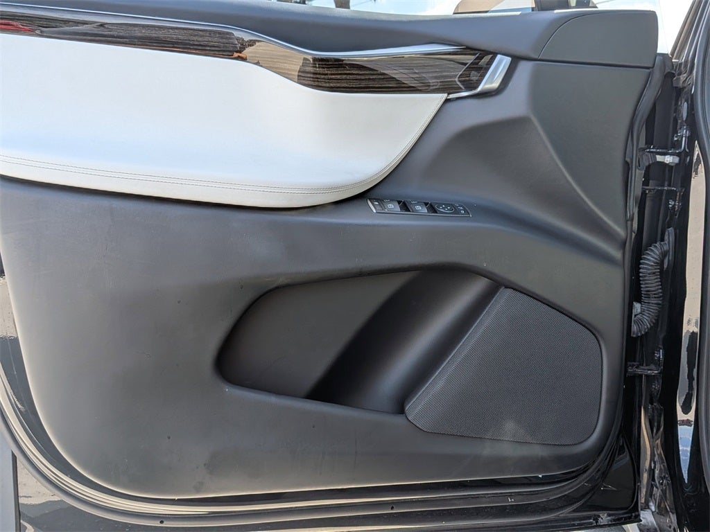 2016 Tesla Model X P90D