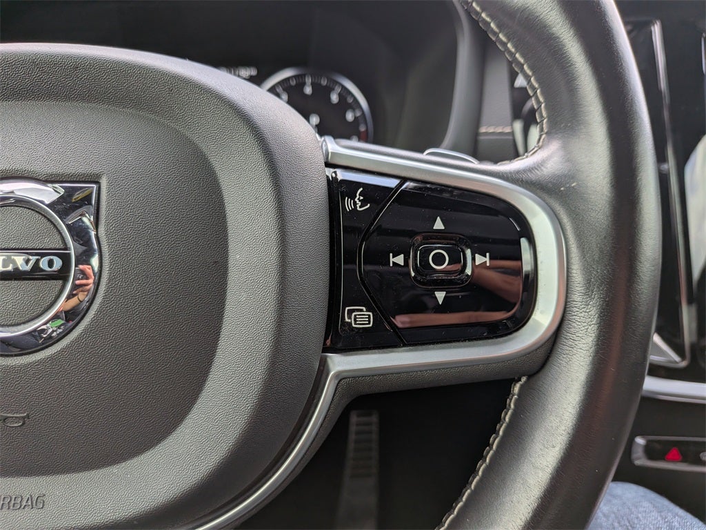 2020 Volvo S60 T6 R-Design