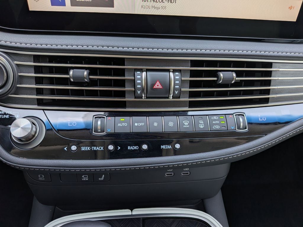 2023 Lexus LS 500 Base