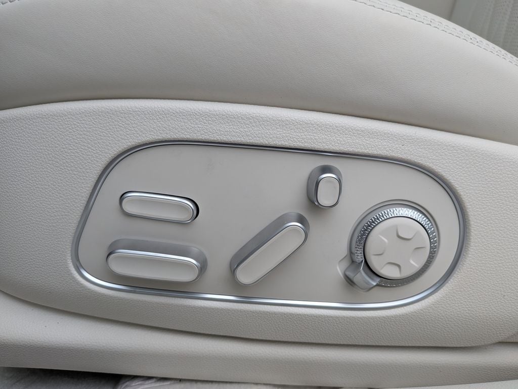 2026 Genesis G90 3.5T e-SC
