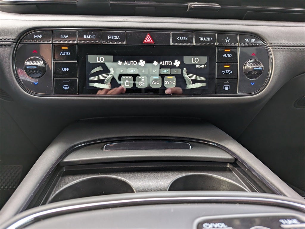 2026 Genesis G90 3.5T E-SC MHEV PRESTIGE BLACK