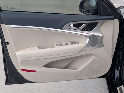 2026 Genesis G70 2.5T PRESTIGE