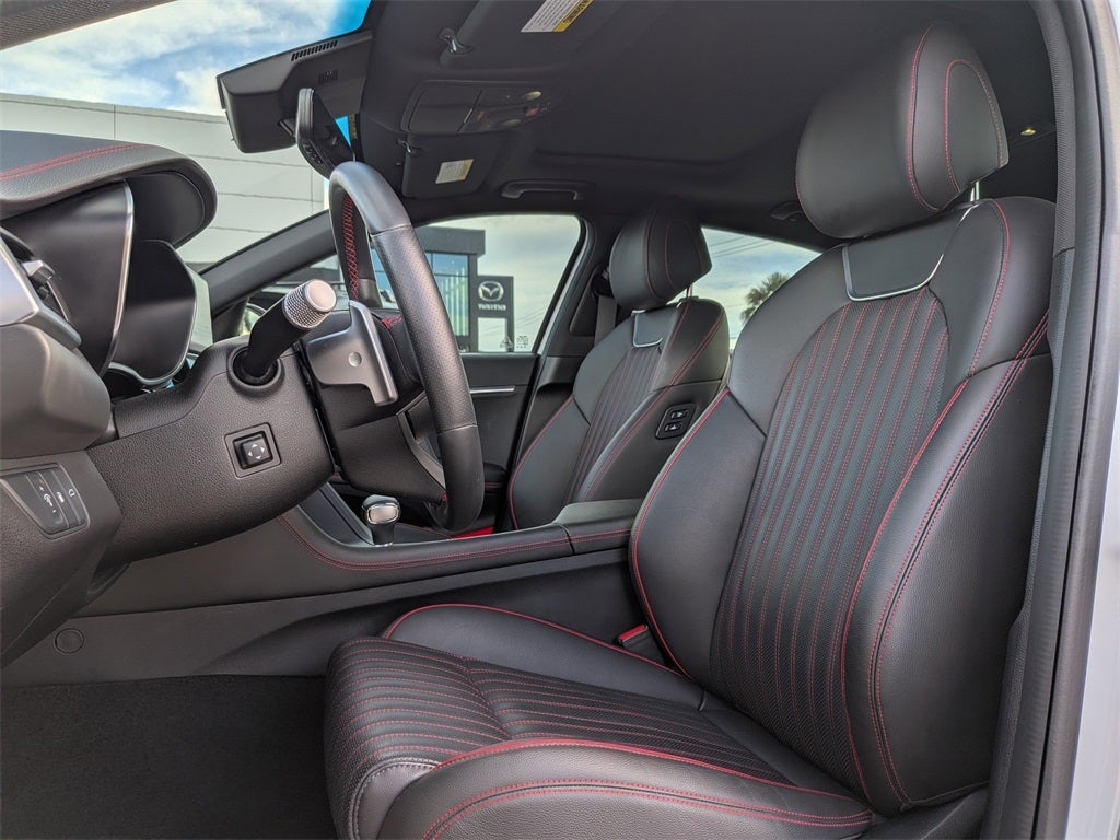 2025 Genesis G70 2.5T Sport Prestige