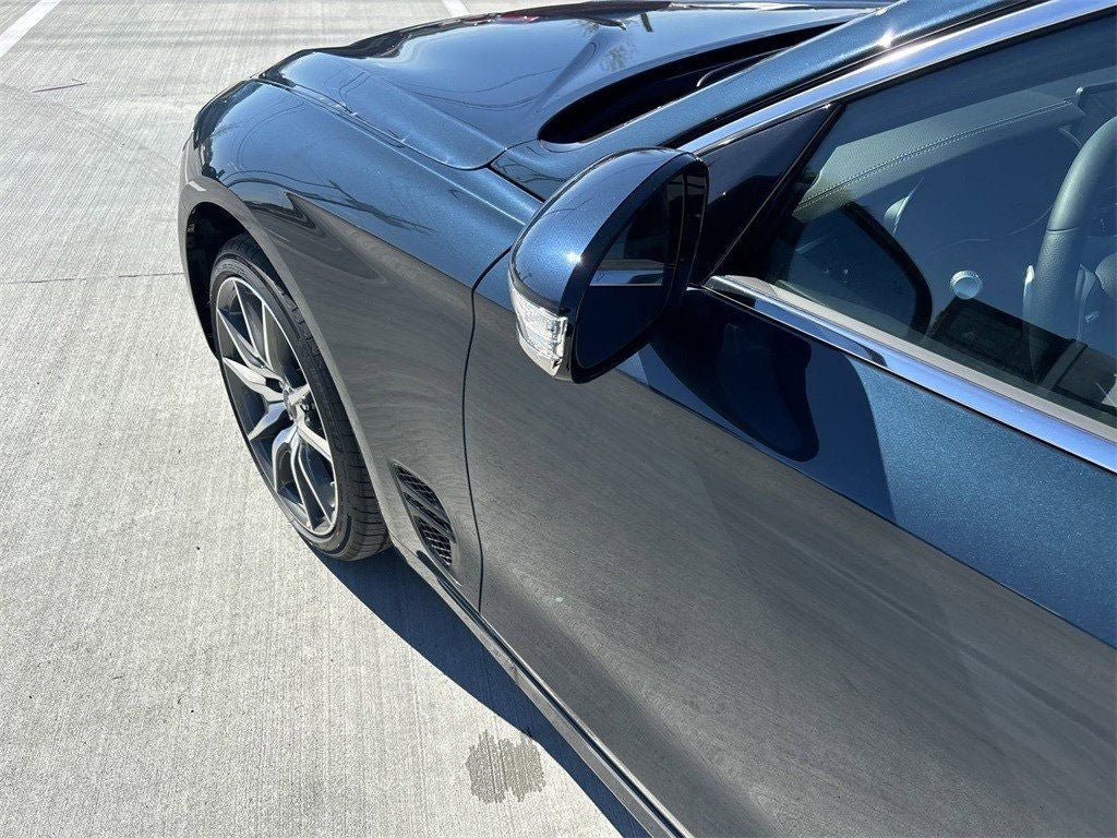 2025 Genesis G70 2.5T