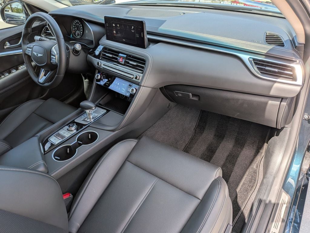 2025 Genesis G70 2.5T