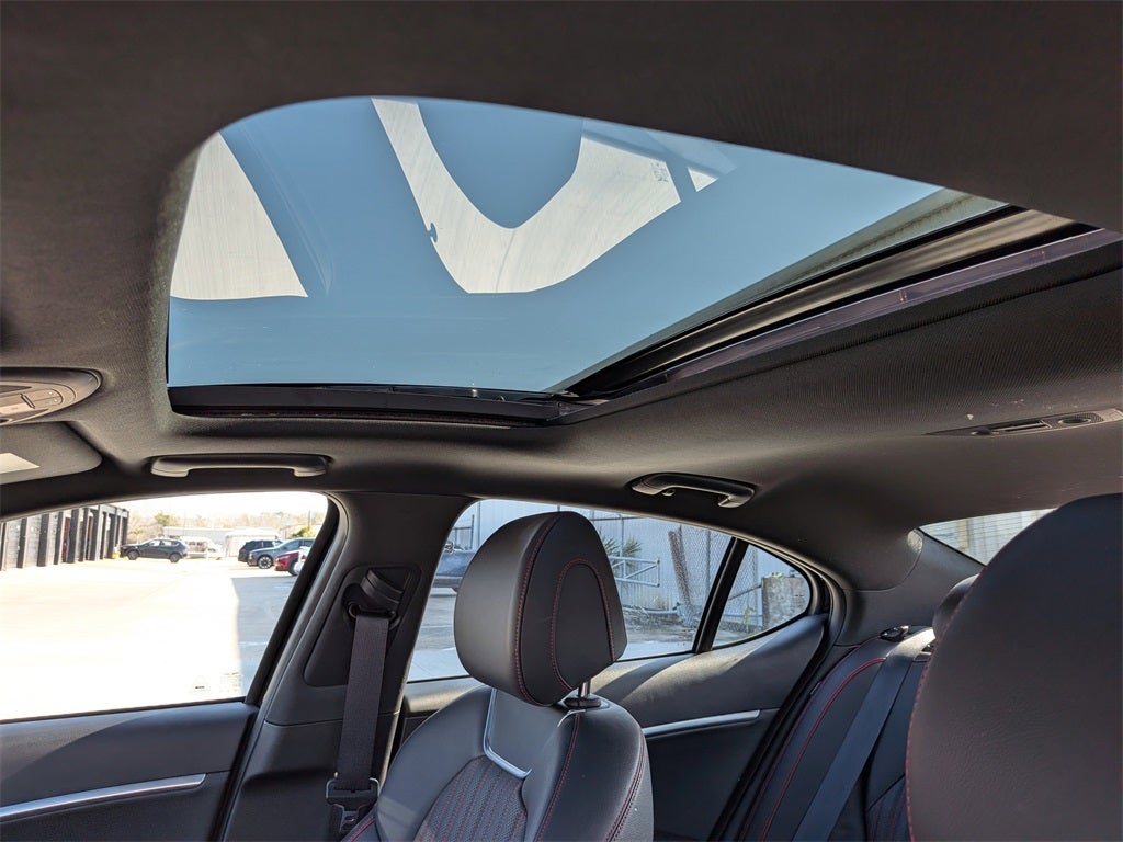 2025 Genesis G70 2.5T Sport Prestige