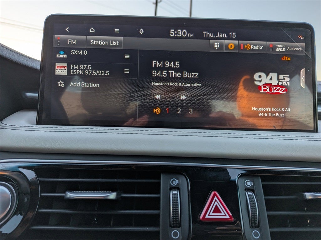 2023 Genesis G70 2.0T