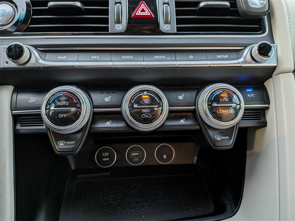 2023 Genesis G70 2.0T