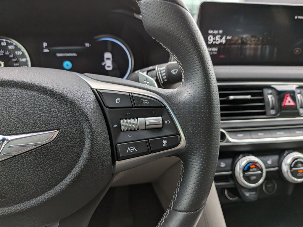 2023 Genesis G70 2.0T
