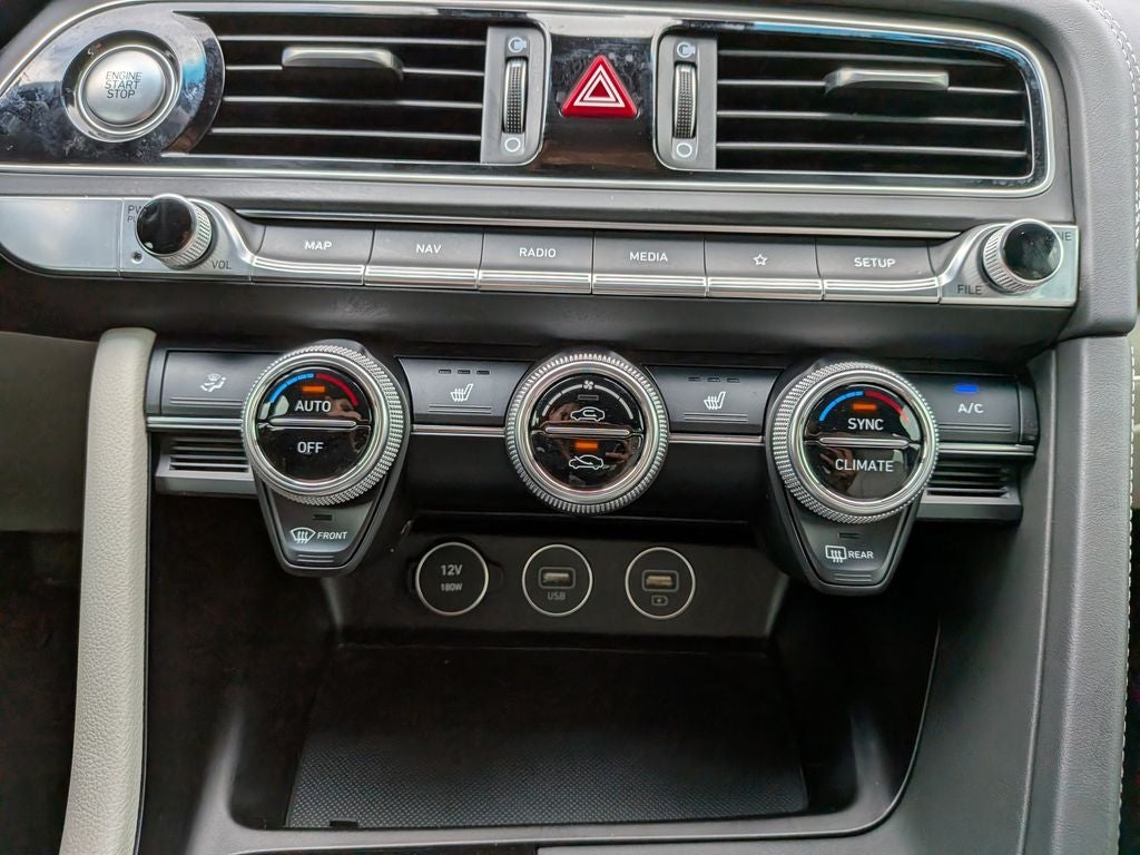 2023 Genesis G70 2.0T