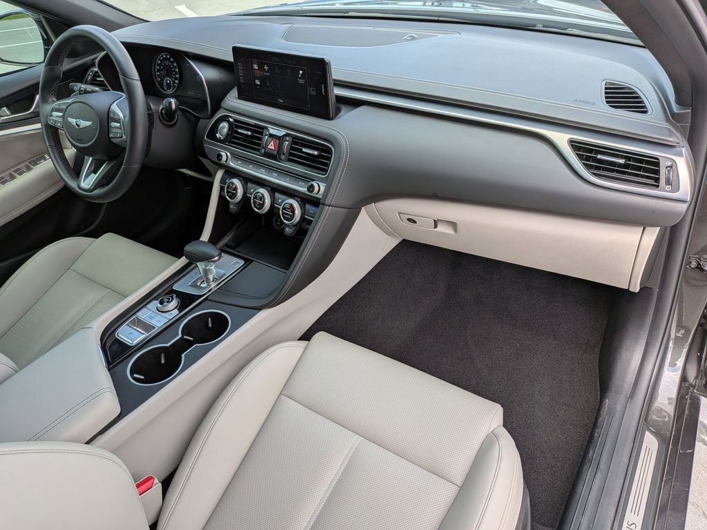 2023 Genesis G70 2.0T