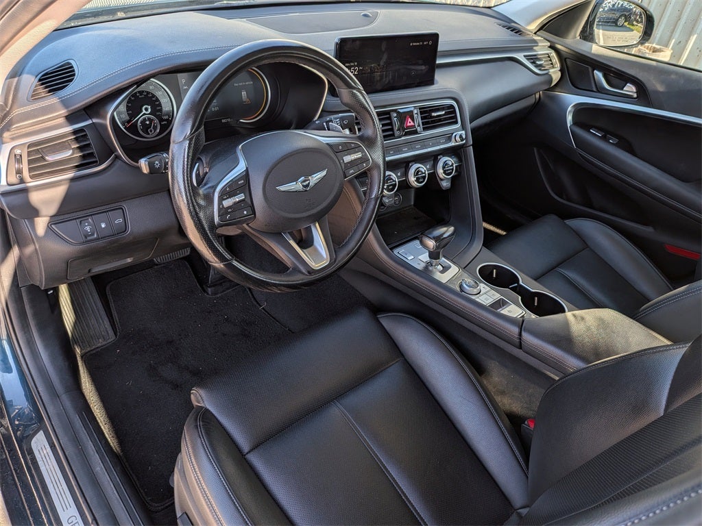 2022 Genesis G70 2.0T