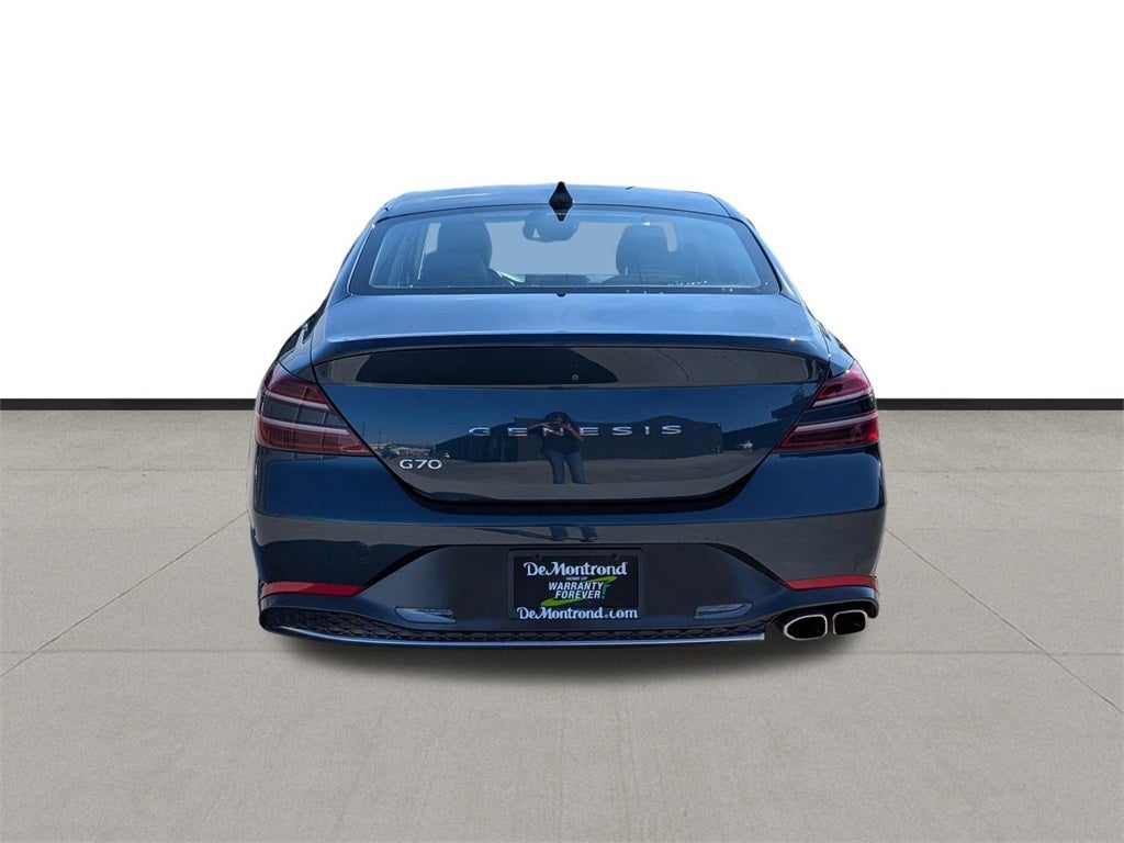 2022 Genesis G70 2.0T