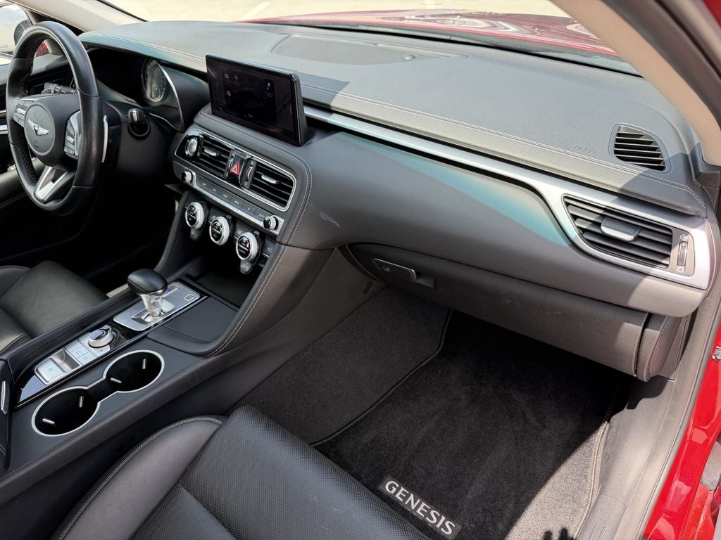 2022 Genesis G70 2.0T