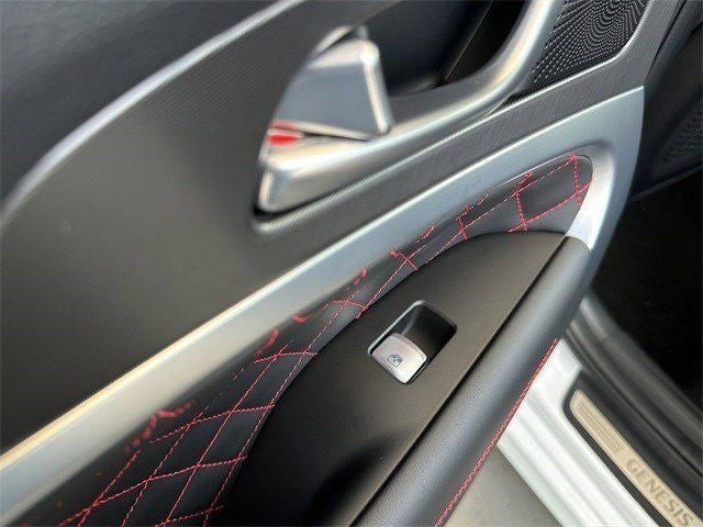 2025 Genesis G70 3.3T Sport Prestige