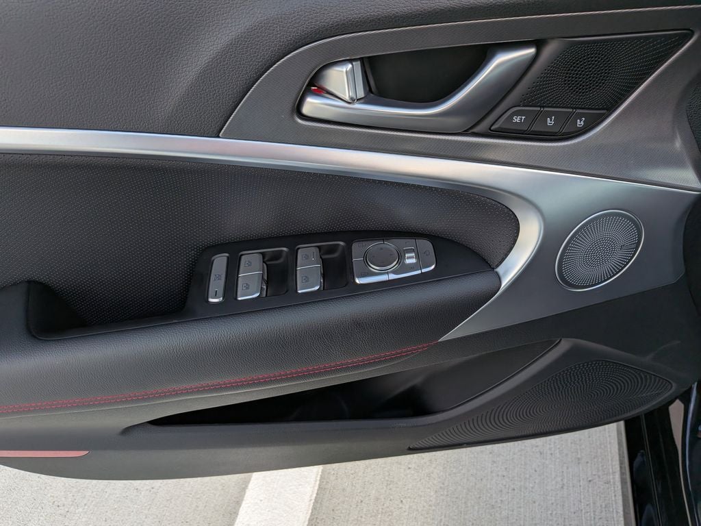 2025 Genesis G70 3.3T Sport Advanced