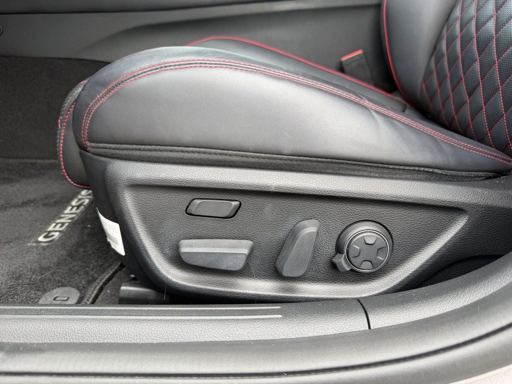 2022 Genesis G70 3.3T